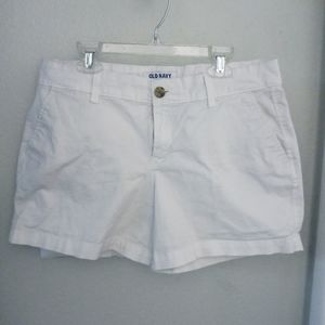 White size 6 shorts